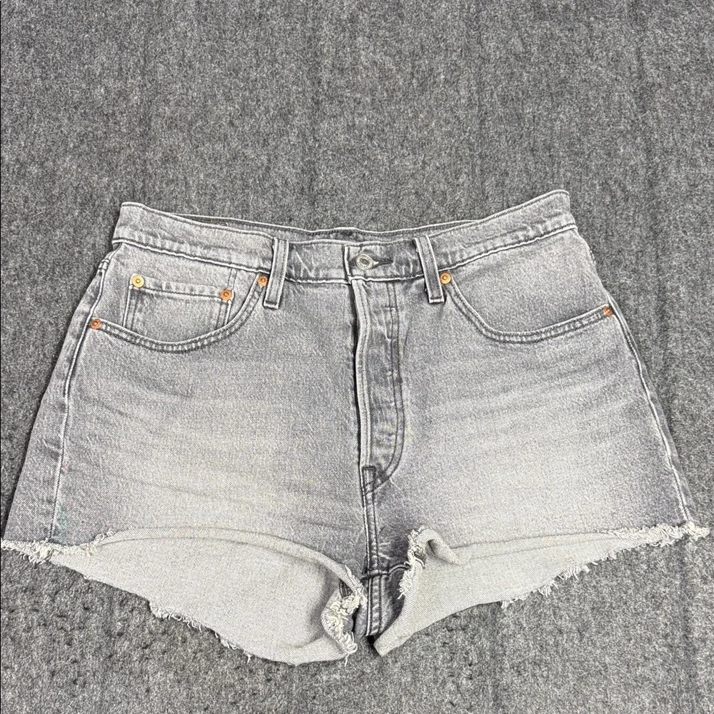 Levi's Light Gray Jean Shorts - Picture 1 of 7